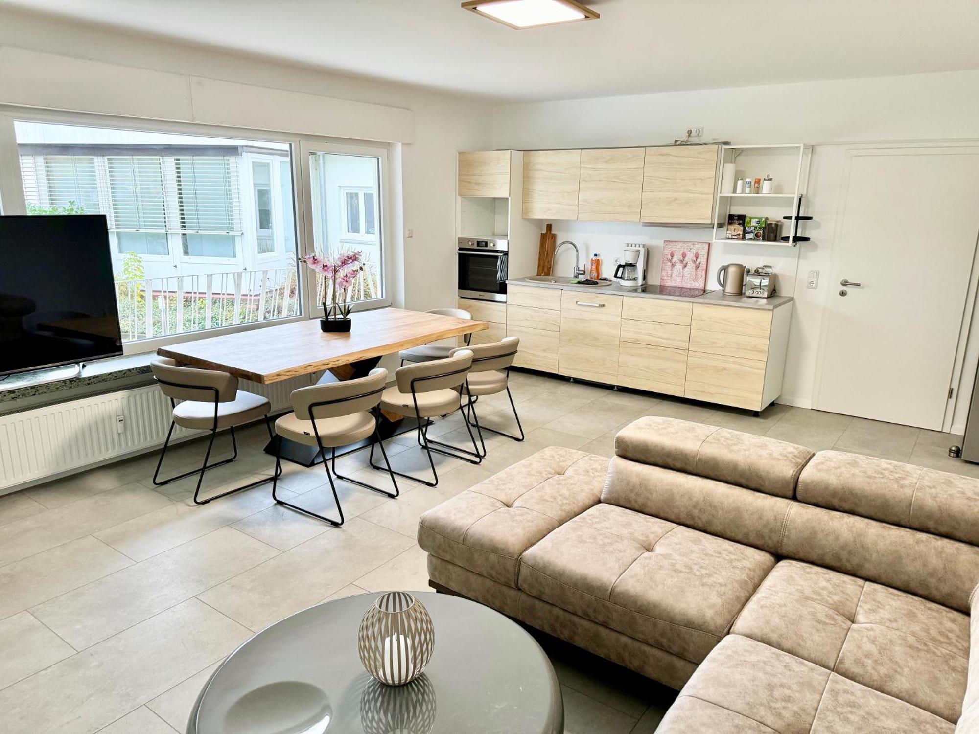 Ferienwohnung "Dream Suit" Im Coburger Wonderland Mit 100Qm, Eg Rechts, Parkplatz & Balkon Exterior foto