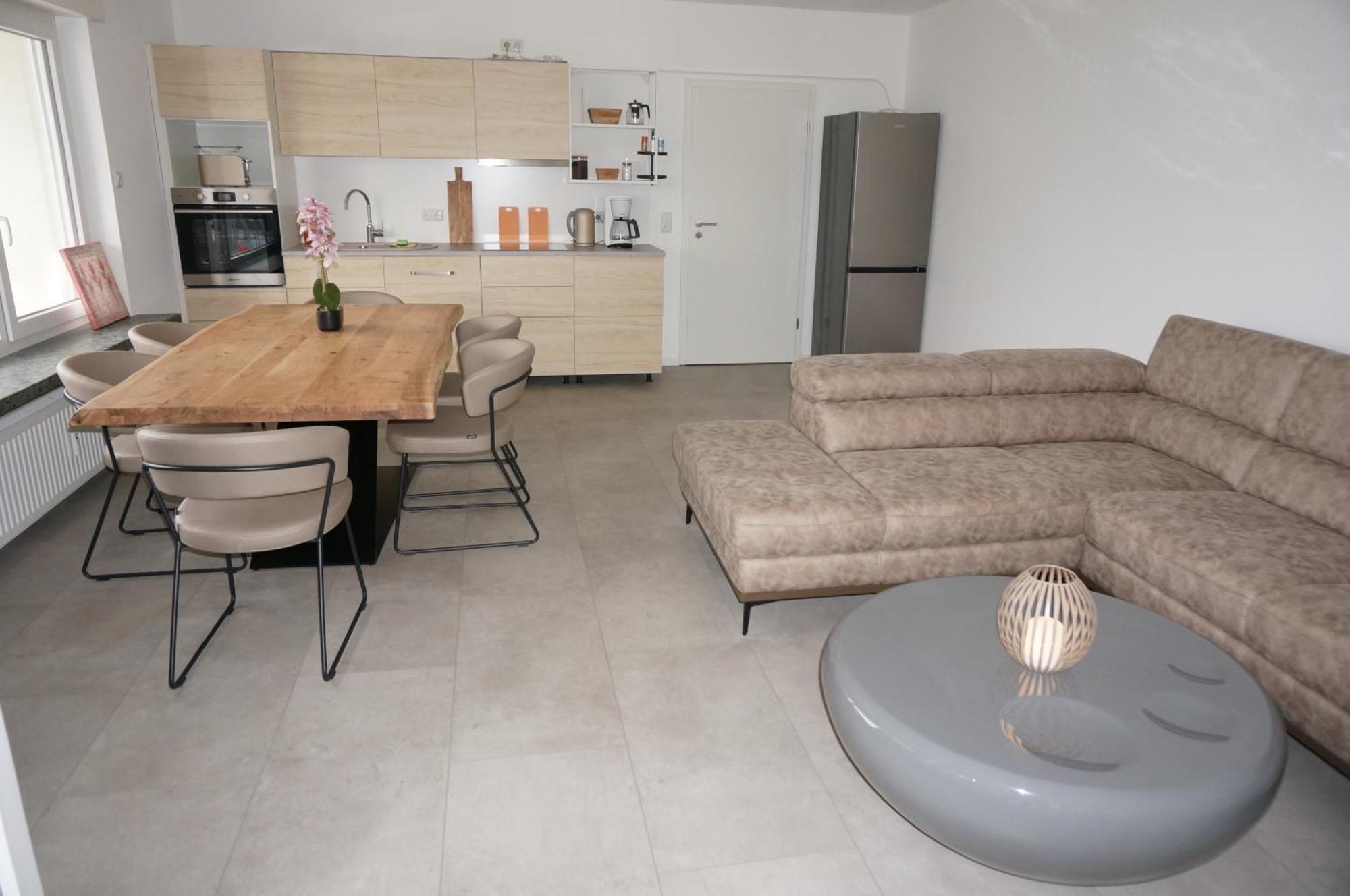 Ferienwohnung "Dream Suit" Im Coburger Wonderland Mit 100Qm, Eg Rechts, Parkplatz & Balkon Exterior foto