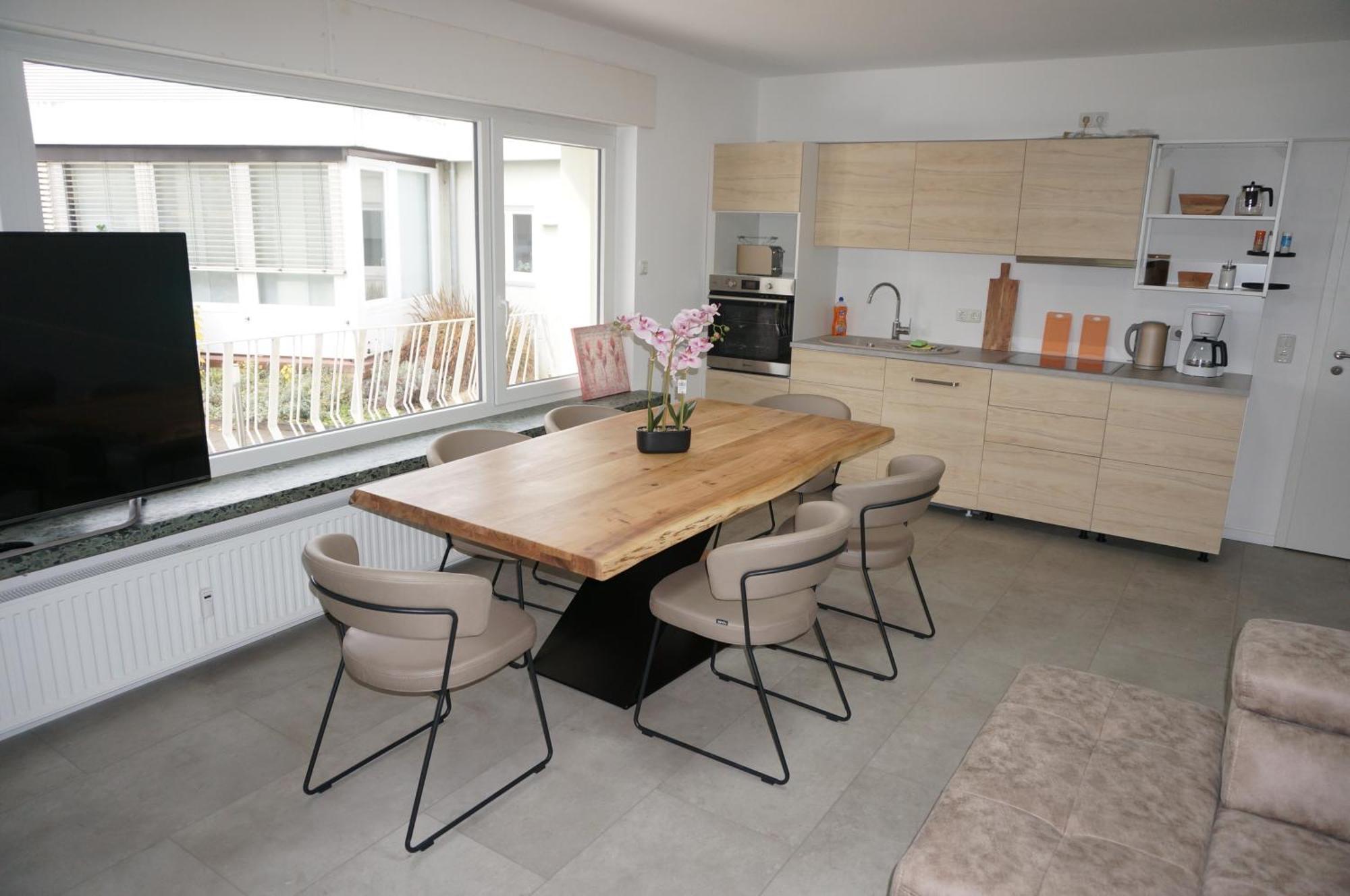 Ferienwohnung "Dream Suit" Im Coburger Wonderland Mit 100Qm, Eg Rechts, Parkplatz & Balkon Exterior foto